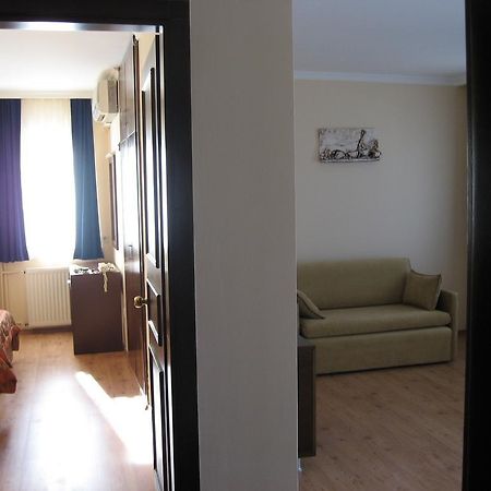 Seaview Suite Hotel 库萨达斯 外观 照片